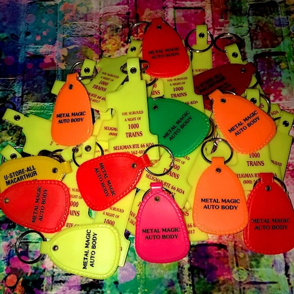 2 Vintage Retro Keychains Route 66 and more